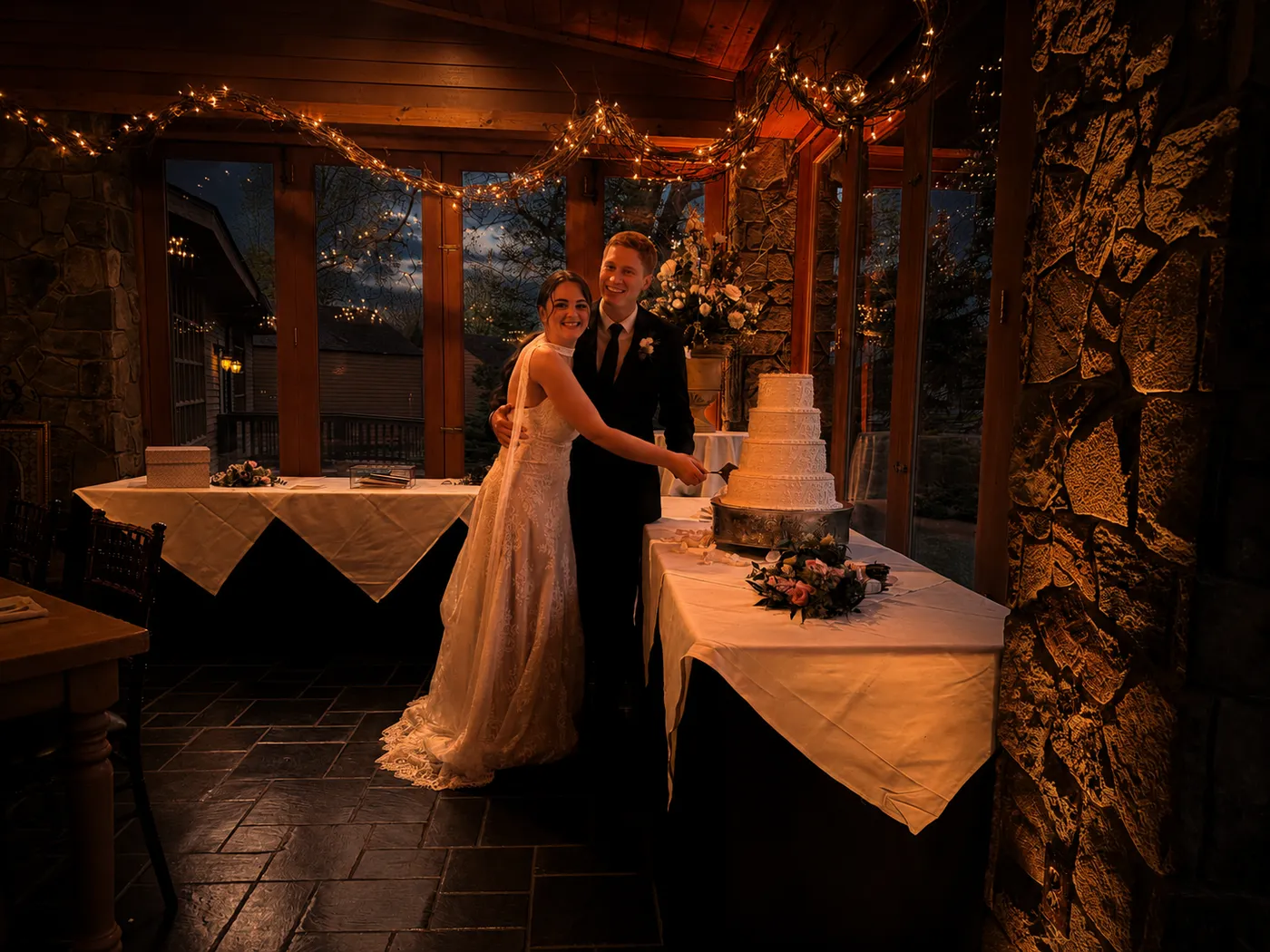 Cake cutting at Lawnhaven